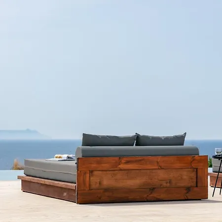 Villa Vista *