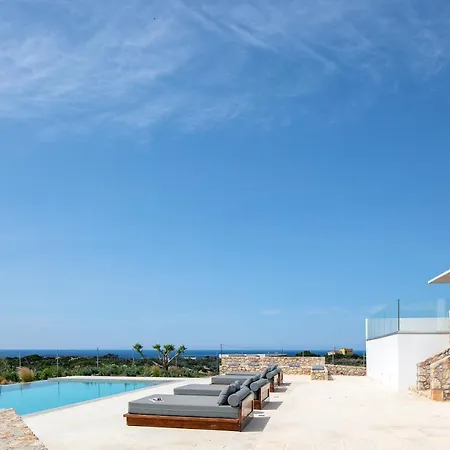 Vista Villa *