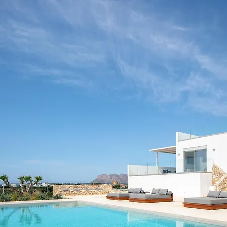 Vista Villa *