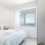 Vista ハニア